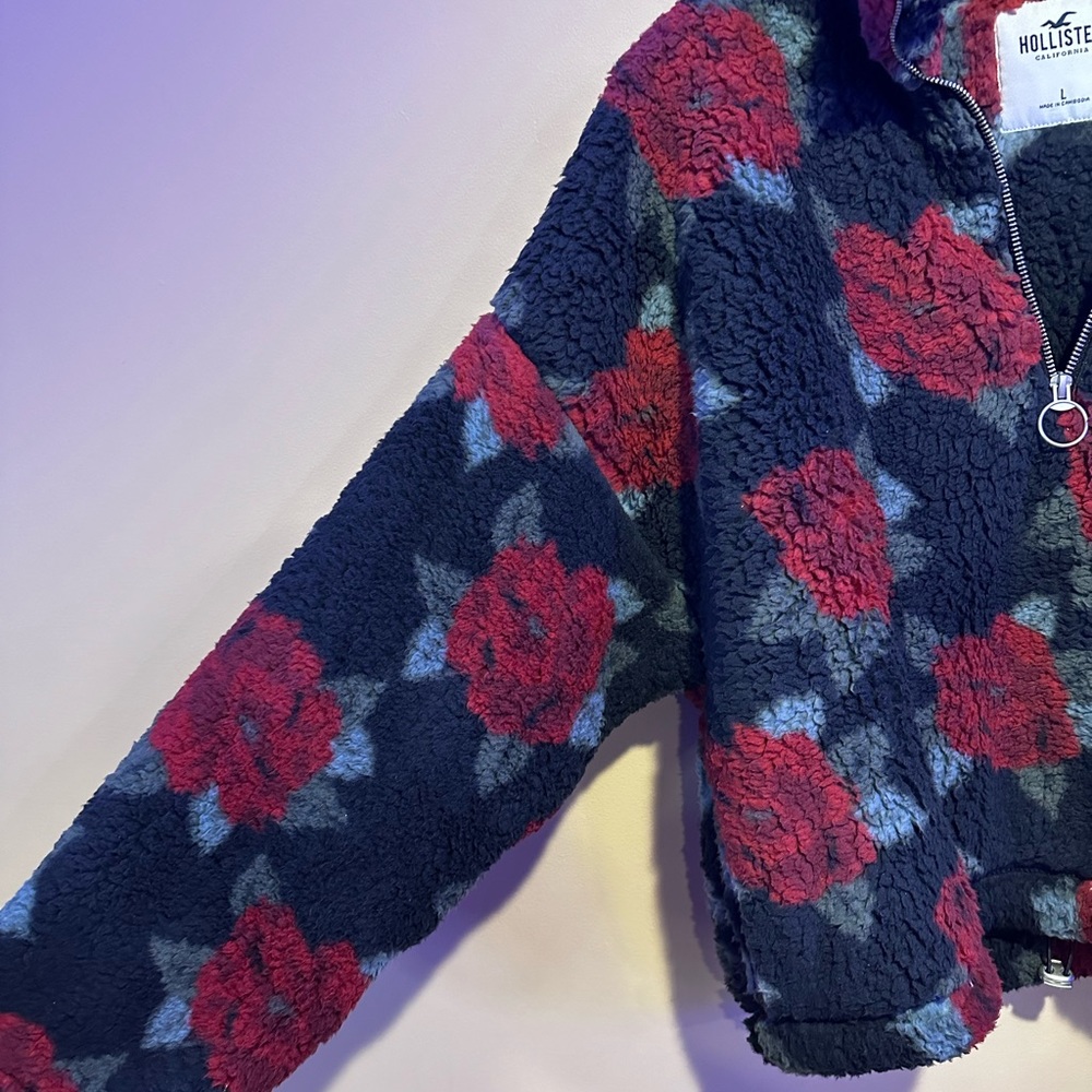 Hollister Half-Zip Sherpa Pullover Jacket - Picture 2 of 2